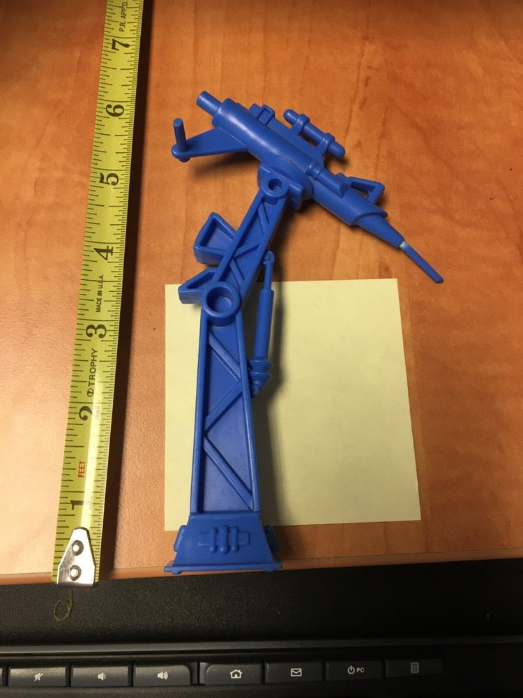 Vintage 1993 Kenner Jurassic Park Command Compound Missile Tranq Gun