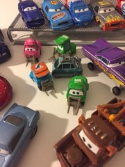 30 vehicle Disney Diecast 1:55 Scale Cars 1 & Cars 2 Race Day Characters N:B:B:B