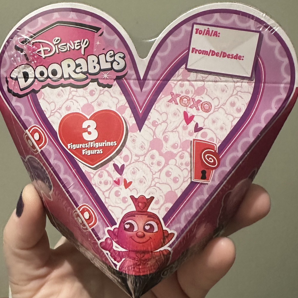 Disney Doorables Valentine’s Day – 3 Figures – 2026 EXCLUSIVE SEALED * Code 033