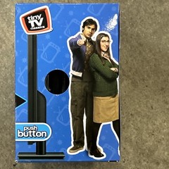 Big Bang Theory Tiny TV Classics Real Working TV & Remote Arcade Toys Brand New!