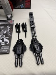 Hasbro Transformers War for Cybertron Trilogy Siege Jetfire