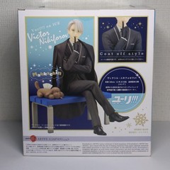 ARTFX J Yuri! on ICE Victor Nikiforov Figure