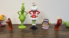 The Grinch Animated Movie Mini PVC Cake Topper Figures Max