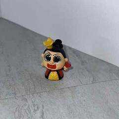 Disney Doorables Queen of Hearts Alice in Wonderland Villian 1.25″ Series 6
