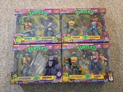 TMNT TEENAGE MUTANT NINJA TURTLES PLAYMATES 2021 ACTION FIGURE .vs 2pk LOT