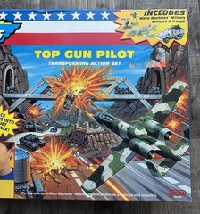 Vintage 1998 Micro Machines Top Gun Pilot Playset Galoob *New in Box*