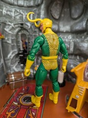 Avengers Marvel Legends Loki (Retro Collection) 6″ Action Figure