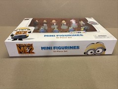 Despicable Me 2 Mini Figurines Set 10-Piece NIB Minions Figures Toys R Us
