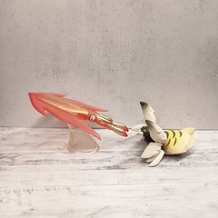 Capcom Monster Hunter Rise MHR RED LAMPSQUID PUPPET SPIDER Figure Encyclopedia