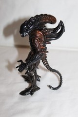 Vintage Aliens Scorpion Alien Action Figure 1992 Loose Kenner With Comic