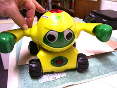 Rumble Robots ME-FISTO Blue Team Interactive Fighting Robot, Talks, No Remote