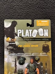 The Ultimate Soldier XD Platoon Movie PVT Chris Taylor Charlie Sheen 1:18 Figure