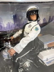 2001 HASBRO 12″ GI JOE ELECTRA GLIDE #3 IN THE HARLEY-DAVIDSON SERIES NEW IN BOX