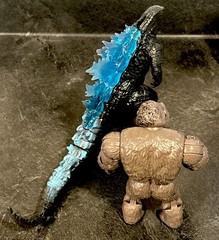 Godzilla vs King Kong Action Figure w/ Battle Damage 6″ Tall Playmates TOHO 2020