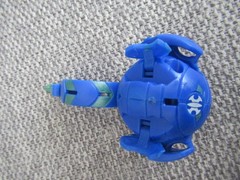 Bakugan Battle Brawlers B2 Blue Aquos Limulus 580G