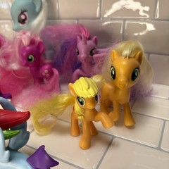 My Little Pony Mixed Lot Of 8 Characters Toys Hasbro Various Colors Sizes Used
