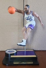 LOOK, Karl Malone, 1997 Starting Lineup, Vintage, Pre-Owned, RARE