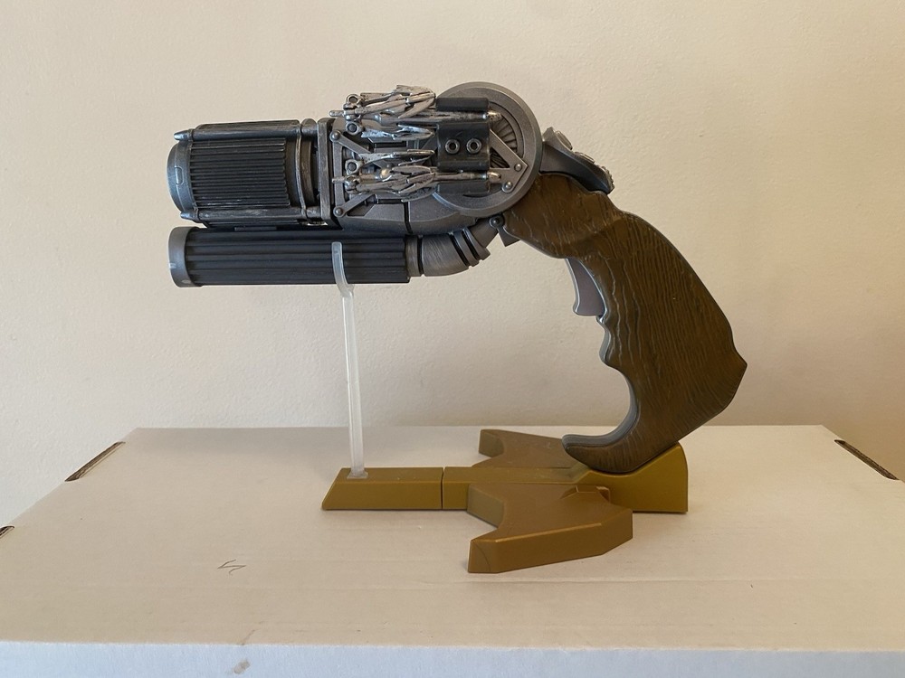 Batman V Superman Grapple Gun Collect And Connect DC Multiverse Matttel