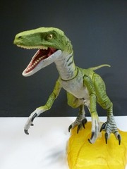 Jurassic Park World Amber Collection Charlie Velociraptor Mattel