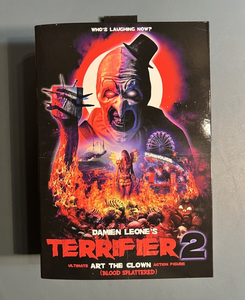 NECA Damien Leone’s TERRIFIER 2 Ultimate Art the Clown Figure BLOOD SPLATTERED