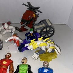Lot Of Miscellaneous Vintage And Modern Toys – USED MIX