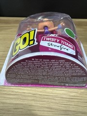 DC Comics Teen Titans GO! Twisty Titans Starfire Flexible 6″ Action Figure Toy