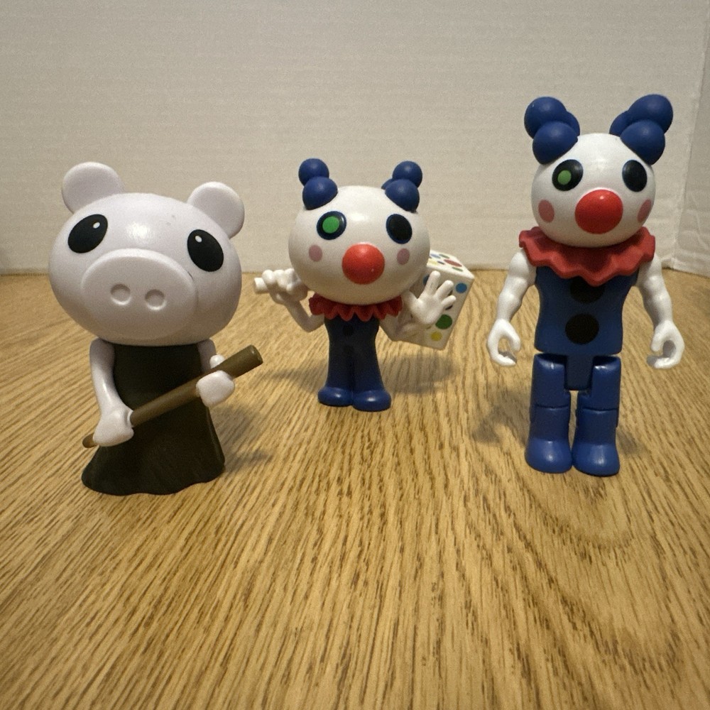 PIGGY Minifigure Collectible Figures (3) piggy with bat and clowny
