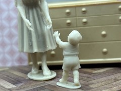 1:24 1950 Dollhouse Mom and Toddler Baby Child Inspired by Marx