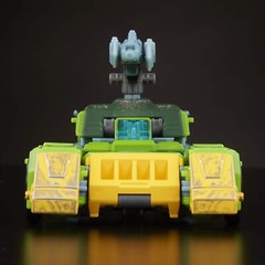 Transformers Voyager Class Autobot Springer Action Figure – Customizable Weapons