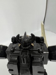 Bandai 1993 Power Rangers Megazord Black & Gold Special Edition – Near Complete