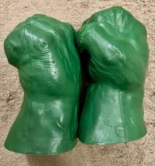 RARE 2003 Marvel Hulk Foam Smash Fist Hands Gloves Vintage Sound Works