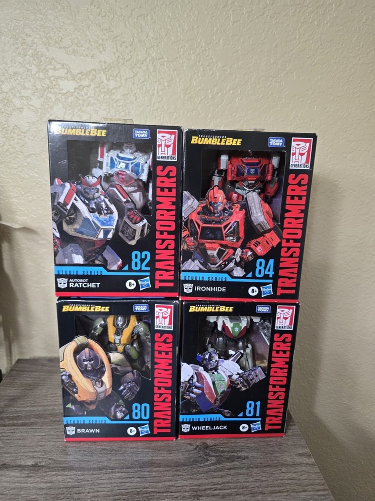 Transformers Studio Series Lot of 4. 80 Brawn,81 Wheeljack,82 Ratchet,84…