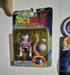 IRWIN Dragon Ball Z Frieza Boxed Action Figure w/ Tail & Energy Blast Effect