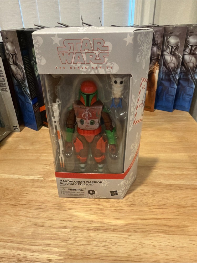 Hasbro Star Wars Mandalorian Warrior Holiday Edition Black Series NEW/SEALED