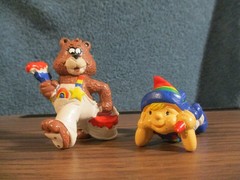 Vintage 1981 Wallace Berrie RAINBOW KIDS PVC Figures X 13 Made In Portugal
