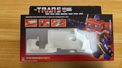 TRANSFORMATION G1 Reissue Optimus Prime BOX and FOAM ONLY No toyFre Shipping