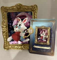MINISO Disney Alice in Wonderland Surprise Mystery Blind Box Figure Toy Frame Co