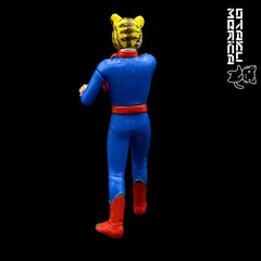 Yujin 2001 P-Pro Collection – Tetsujin Tiger Seven – HG Gashapon Tokusatsu 3.5in