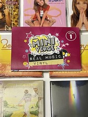 MGA Miniverse Real Music-Vinyl- 7 Records-Britney Spears-Beach Boys-Elton John….