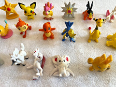 Lot of 20 – Pokémon PK China 1-3/4”- 2” Mini Figures variety