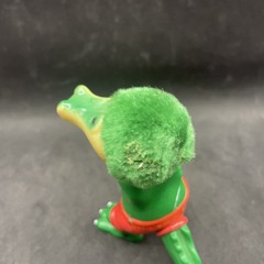 VTG 1985 Funny Foots Alligator Crocodile Grabber Pencil Hugger Figure Clip On 3