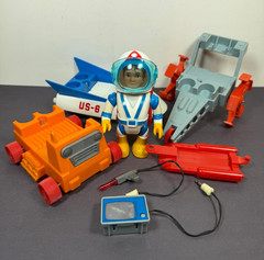 Vintage 1968 BILLY BLASTOFF Space Scout Set Action Figure Set Eldon NOT WORKING
