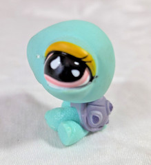Lot of 5 – Hasbro Littlest Pet Shop Figures – 596 / 601 / 594 / 599 / 598