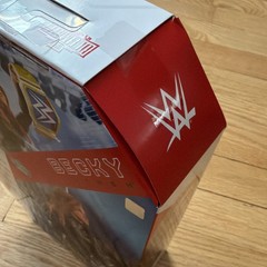 BECKY LYNCH new & sealed VERY RARE WWE wrestling figure MATTEL ULTIMATE EDITION
