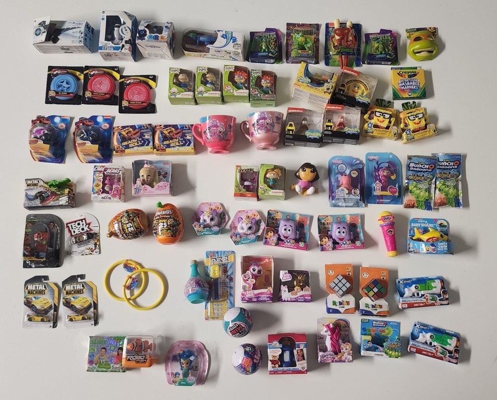 Zuru Mini Brands Disney/Toys – Lot of 67 TMNT, SpongeBob, Dora, Rugrats, Blaze!