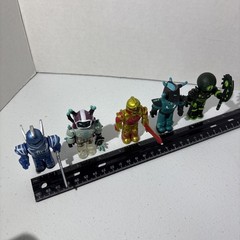 R0BL0X Toys Lot Of 5 Champions Collection Figures Only No Codes Playset