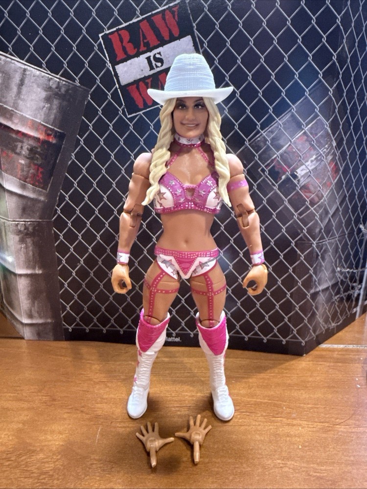 WWE Elite Series 113 Tiffany Stratton Wrestling Action Figure Mattel