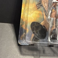 Cynder Skybolt Toyz Platinum Limited Edition of 5,000