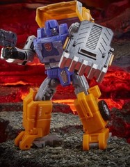 Transformers War for Cybertron Kingdom Huffer Figure