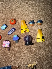Fortnite Figure Accessories Lot 85 Pc Weapons Back Blings Tools Food Meds Parts